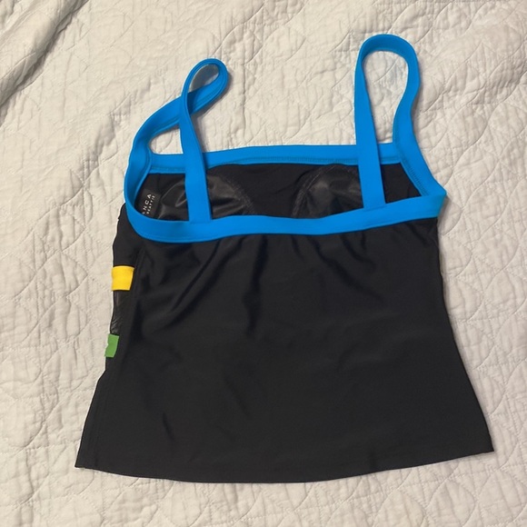 Swim top - Picture 3 of 5